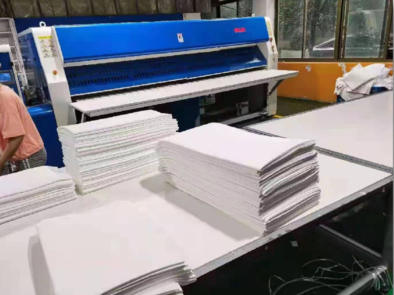 应高速熨烫机-01